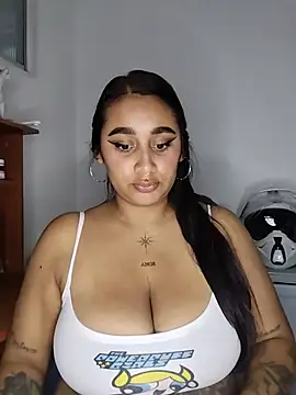 Mia skyy18 online show from July 28, 2026, 11:58 pm