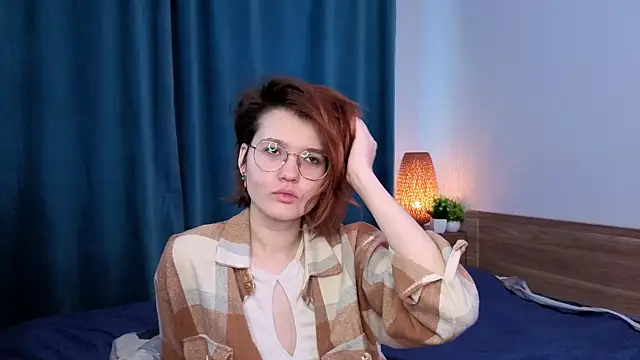 FlaviaAvena online show from March 25, 2026, 8:31 am