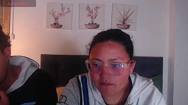 naughtycouplex  online show from April 6, 2026, 12:08 am
