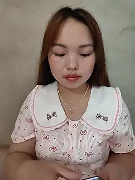 Mina xYx online show from June 2, 2026, 4:03 am