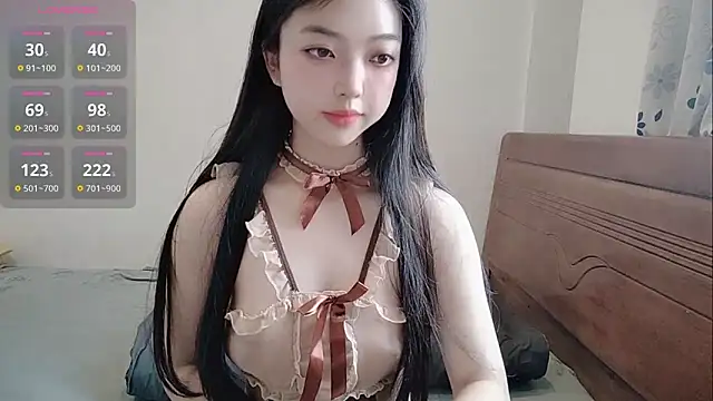 Snapshot of oblakitty_ chatting on May 22, 2026, 1:02 am oblakitty online show from May 22, 2026, 1:02 am