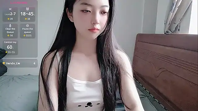 Snapshot of oblakitty_ chatting on May 30, 2026, 12:41 am oblakitty online show from May 30, 2026, 12:41 am