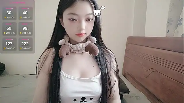 Snapshot of oblakitty_ chatting on June 13, 2026, 12:41 am oblakitty online show from June 13, 2026, 12:41 am