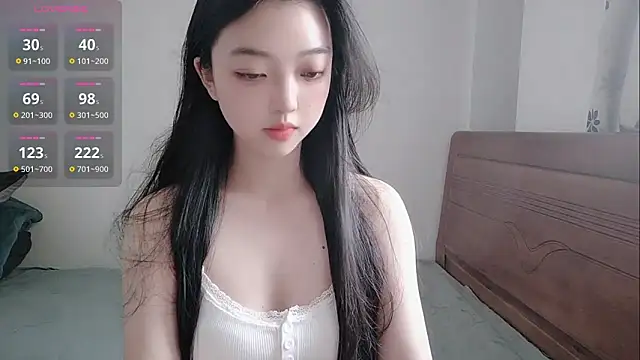 Snapshot of oblakitty_ chatting on June 14, 2026, 8:27 am oblakitty online show from June 14, 2026, 8:27 am