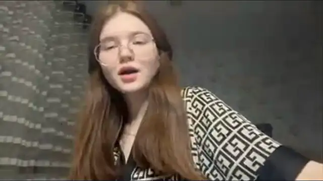 Karenredflag online show from March 17, 2026, 8:56 pm