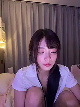 Snapshot of Puting_q chatting on August 4, 2026, 1:14 pm Puting q online show from August 4, 2026, 1:14 pm