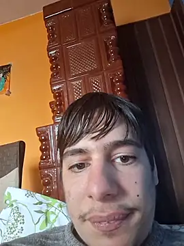 Snapshot of Lavinid chatting on March 20, 2026, 6:29 am Lavinid online show from March 20, 2026, 6:29 am