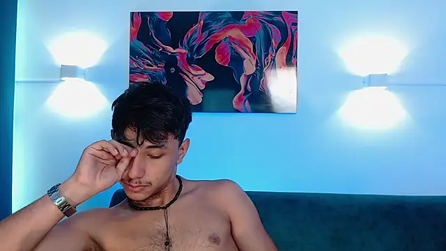Vezzx online show from April 28, 2026, 6:35 pm