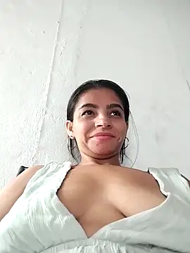 Snapshot of leidi-95- chatting on March 27, 2026, 2:06 pm leidi-95- online show from March 27, 2026, 2:06 pm