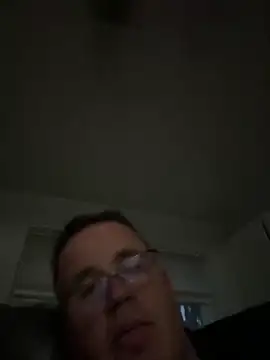 Snapshot of BSM4824 chatting on March 16, 2026, 10:58 pm BSM4824 online show from March 16, 2026, 10:58 pm