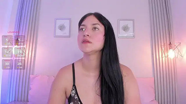 Sallyrosee  online show from July 20, 2026, 3:36 pm