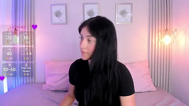 Sallyrosee  online show from July 28, 2026, 4:39 pm