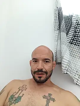 Snapshot of Rafael23cmSP chatting on March 24, 2026, 7:52 pm Rafael23cmSP online show from March 24, 2026, 7:52 pm