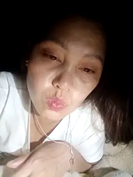 Snapshot of Abi-ni chatting on May 21, 2026, 6:59 pm Abi-ni online show from May 21, 2026, 6:59 pm