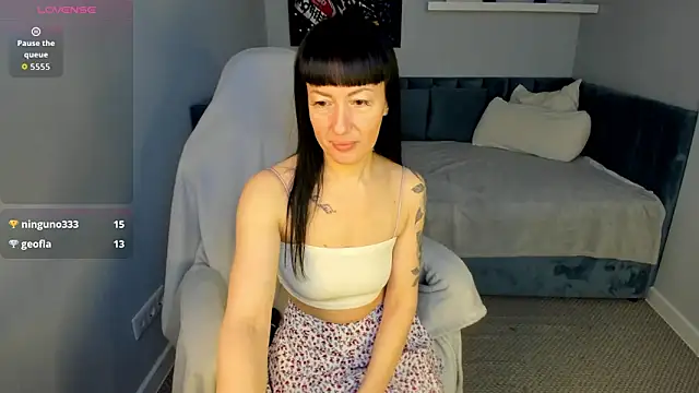 Nika Blaze online show from April 19, 2026, 1:05 am