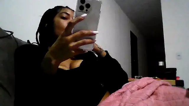 Snapshot of Nix3erika chatting on May 26, 2026, 1:12 am Nix3erika online show from May 26, 2026, 1:12 am