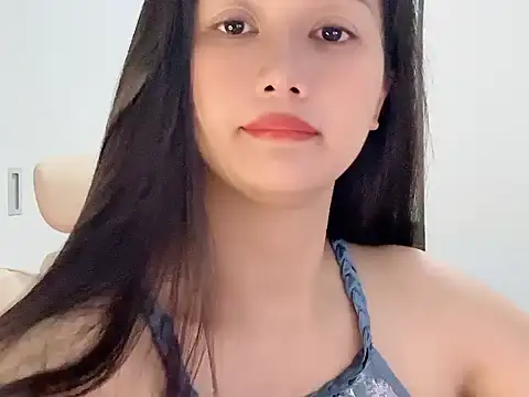 AmyLinee 1 online show from June 5, 2026, 7:14 am