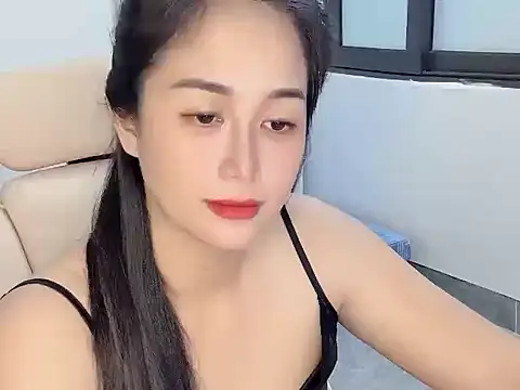 AmyLinee 1 online show from June 21, 2026, 5:04 pm