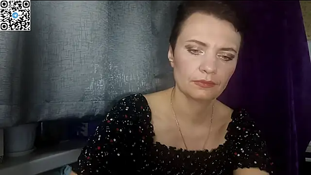 Snapshot of HotMamaQueen234 chatting on May 16, 2026, 7:56 pm HotMamaQueen234 online show from May 16, 2026, 7:56 pm