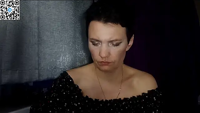 Snapshot of HotMamaQueen234 chatting on June 8, 2026, 7:25 pm HotMamaQueen234 online show from June 8, 2026, 7:25 pm
