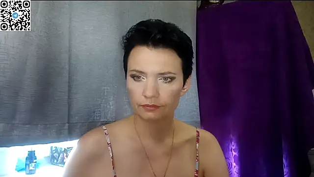 Snapshot of HotMamaQueen234 chatting on June 10, 2026, 10:36 am HotMamaQueen234 online show from June 10, 2026, 10:36 am