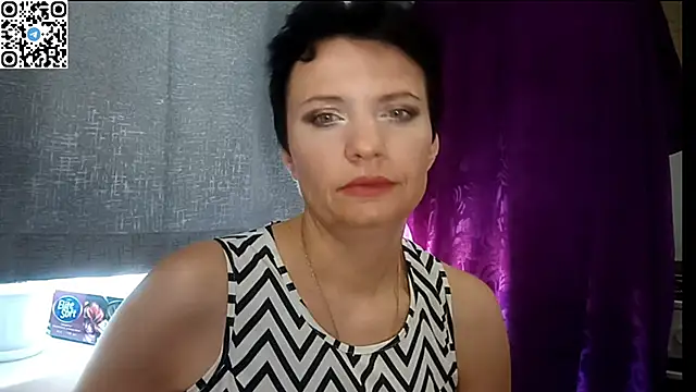 Snapshot of HotMamaQueen234 chatting on June 18, 2026, 12:09 pm HotMamaQueen234 online show from June 18, 2026, 12:09 pm