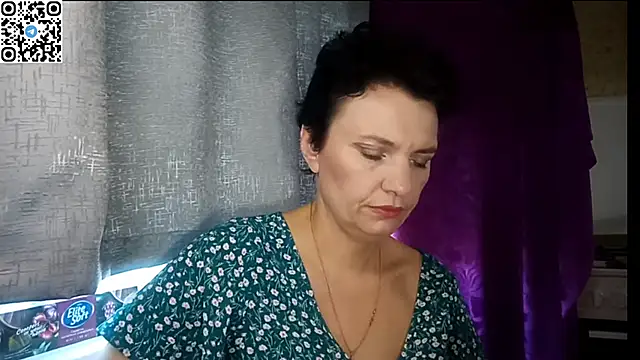 Snapshot of HotMamaQueen234 chatting on June 25, 2026, 11:48 am HotMamaQueen234 online show from June 25, 2026, 11:48 am