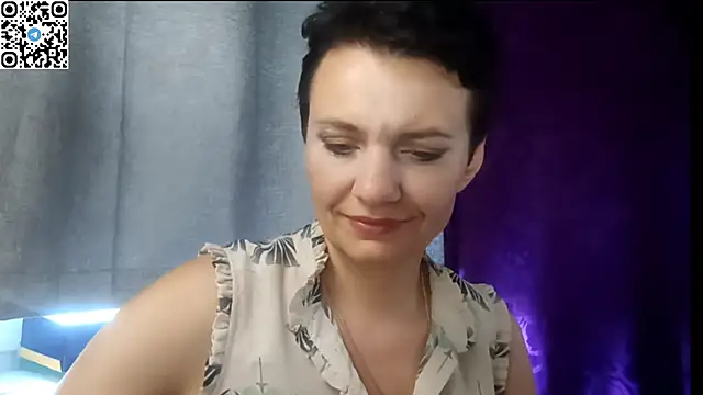Snapshot of HotMamaQueen234 chatting on July 19, 2026, 11:25 am HotMamaQueen234 online show from July 19, 2026, 11:25 am
