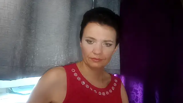 Snapshot of HotMamaQueen234 chatting on July 24, 2026, 7:06 am HotMamaQueen234 online show from July 24, 2026, 7:06 am