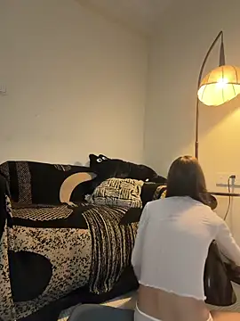 Xiaozuzongo1 online show from June 12, 2026, 12:04 pm