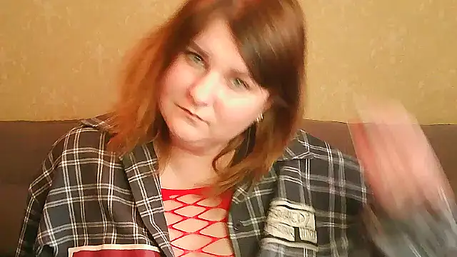 Snapshot of Minisstra chatting on April 9, 2026, 1:16 pm Minisstra online show from April 9, 2026, 1:16 pm