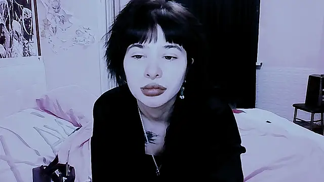 Snapshot of AllisonDeetz chatting on June 6, 2026, 5:17 pm AllisonDeetz online show from June 6, 2026, 5:17 pm
