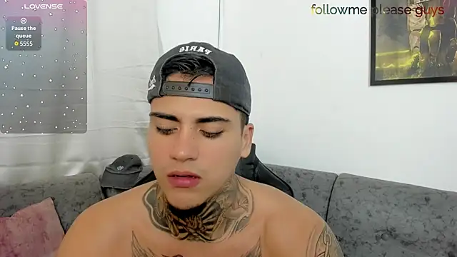 sweetlatinoboy online show from July 8, 2026, 10:25 pm