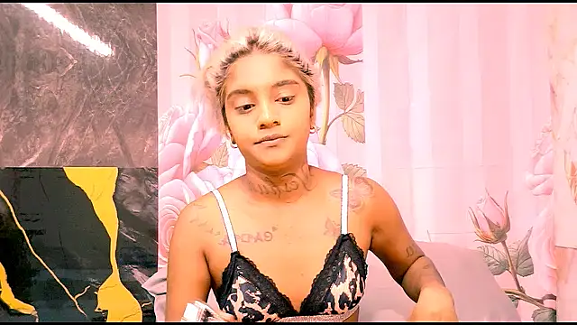Snapshot of indian_barbie chatting on April 5, 2026, 9:39 am indian barbie online show from April 5, 2026, 9:39 am