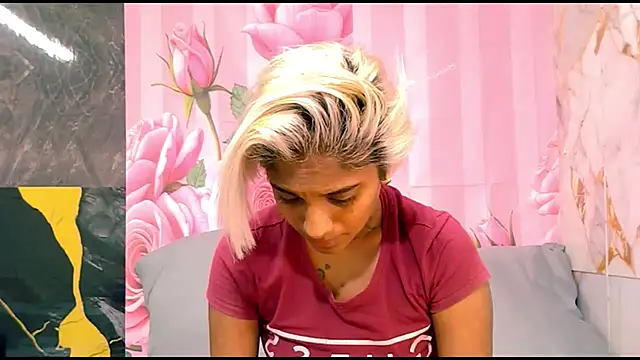 Snapshot of indian_barbie chatting on April 12, 2026, 11:59 am indian barbie online show from April 12, 2026, 11:59 am