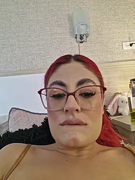 Snapshot of Scarlet_Evanss_ chatting on July 1, 2026, 8:08 pm Scarlet Evanss online show from July 1, 2026, 8:08 pm