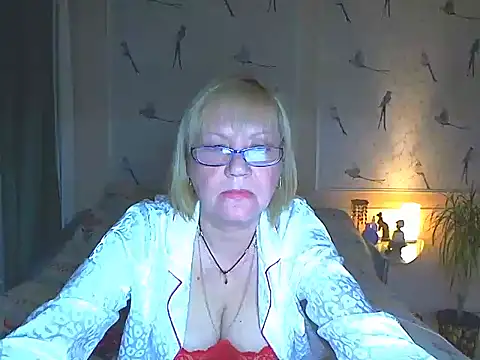 Anessa7321 online show from May 3, 2026, 6:03 pm