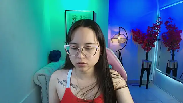Snapshot of Shady_bug chatting on May 15, 2026, 8:16 pm Shady bug online show from May 15, 2026, 8:16 pm