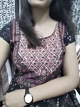 myra77 online show from May 26, 2026, 4:58 pm