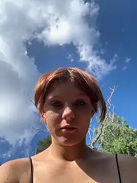 Snapshot of NinaParri chatting on July 14, 2026, 10:21 am NinaParri online show from July 14, 2026, 10:21 am