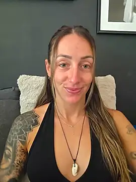 Snapshot of NicoleKaiser chatting on June 28, 2026, 8:09 am NicoleKaiser online show from June 28, 2026, 8:09 am