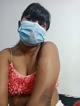 honeyi babe online show from May 17, 2026, 6:59 pm