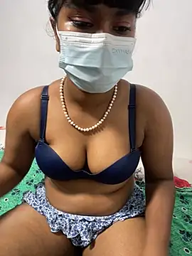 honeyi babe online show from July 14, 2026, 5:07 pm