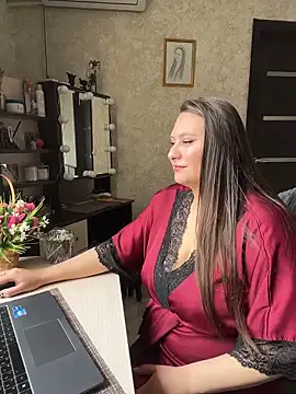 AgathaMyers online show from April 12, 2026, 9:14 am