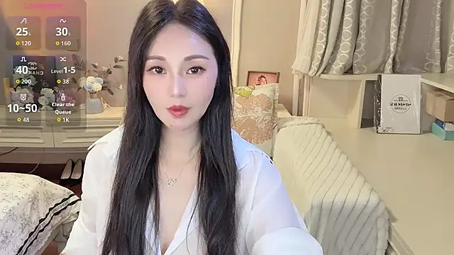 Snapshot of KCYE-CC chatting on July 8, 2026, 3:44 am KCYE-CC online show from July 8, 2026, 3:44 am