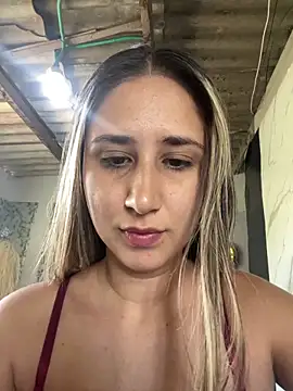 VictoriaWhitmore online show from April 26, 2026, 3:32 pm