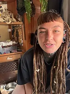 HornyHippy1 online show from April 10, 2026, 10:09 am