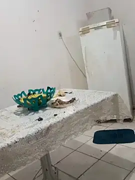    -larissa online show from March 18, 2026, 4:15 am