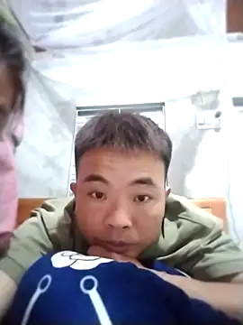 Snapshot of boy-pho- chatting on March 19, 2026, 12:09 pm boy-pho- online show from March 19, 2026, 12:09 pm