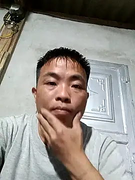 Snapshot of boy-pho- chatting on March 21, 2026, 11:37 am boy-pho- online show from March 21, 2026, 11:37 am